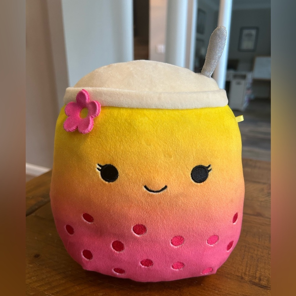 Squishmallow Plush Bergit the Pink boba Tea 5" Straw Beautiful as is